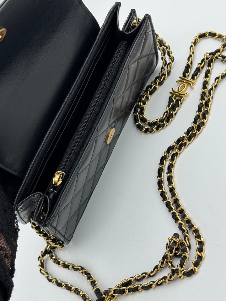 Chanel Wallet on Chain