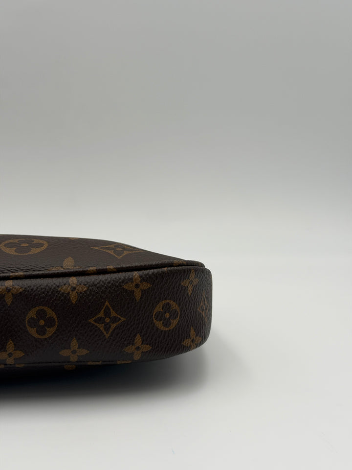 Louis Vuitton Multi Pochette Accessoires