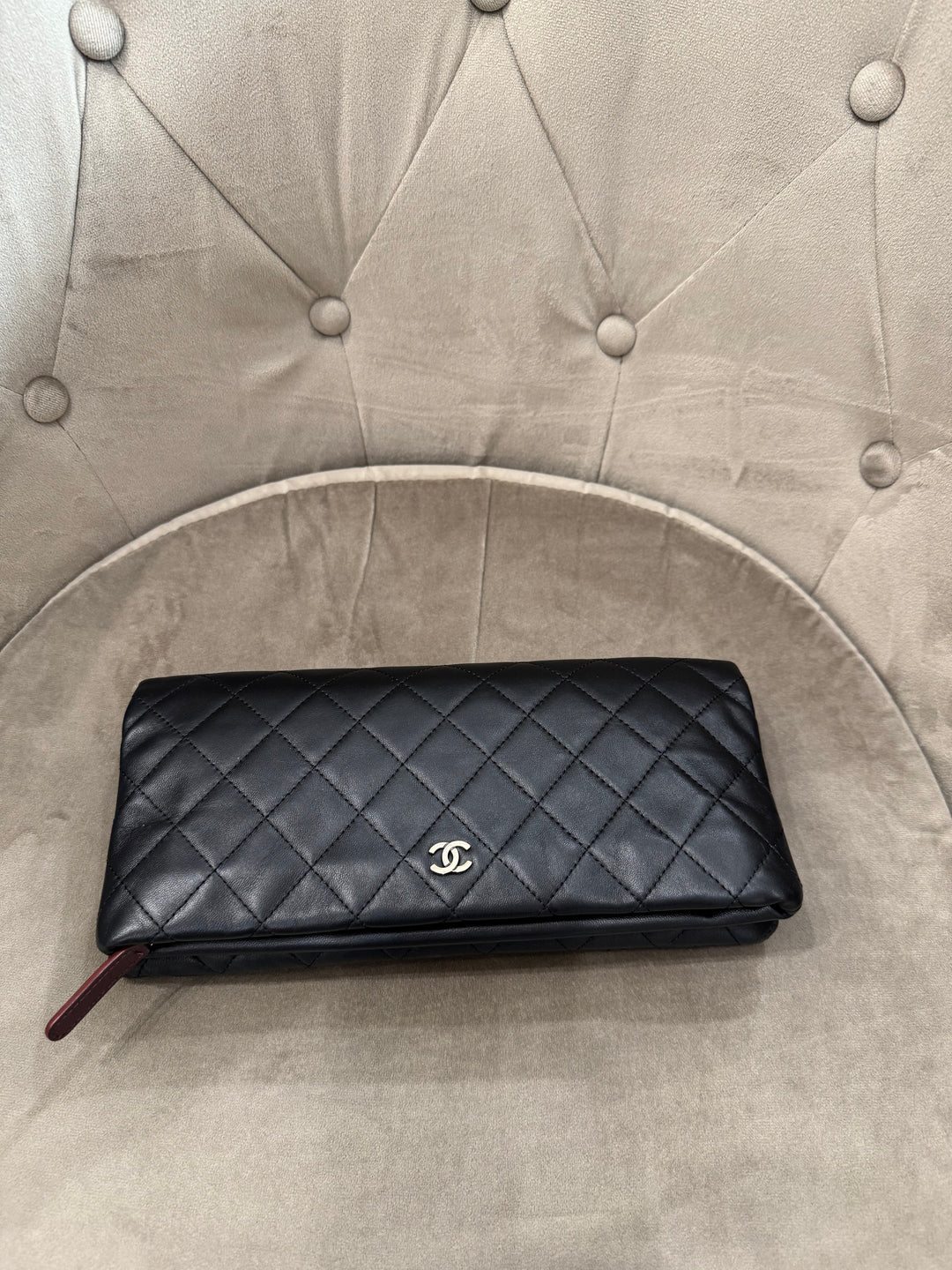 Chanel Clutch – Pelle Nera Matelassé