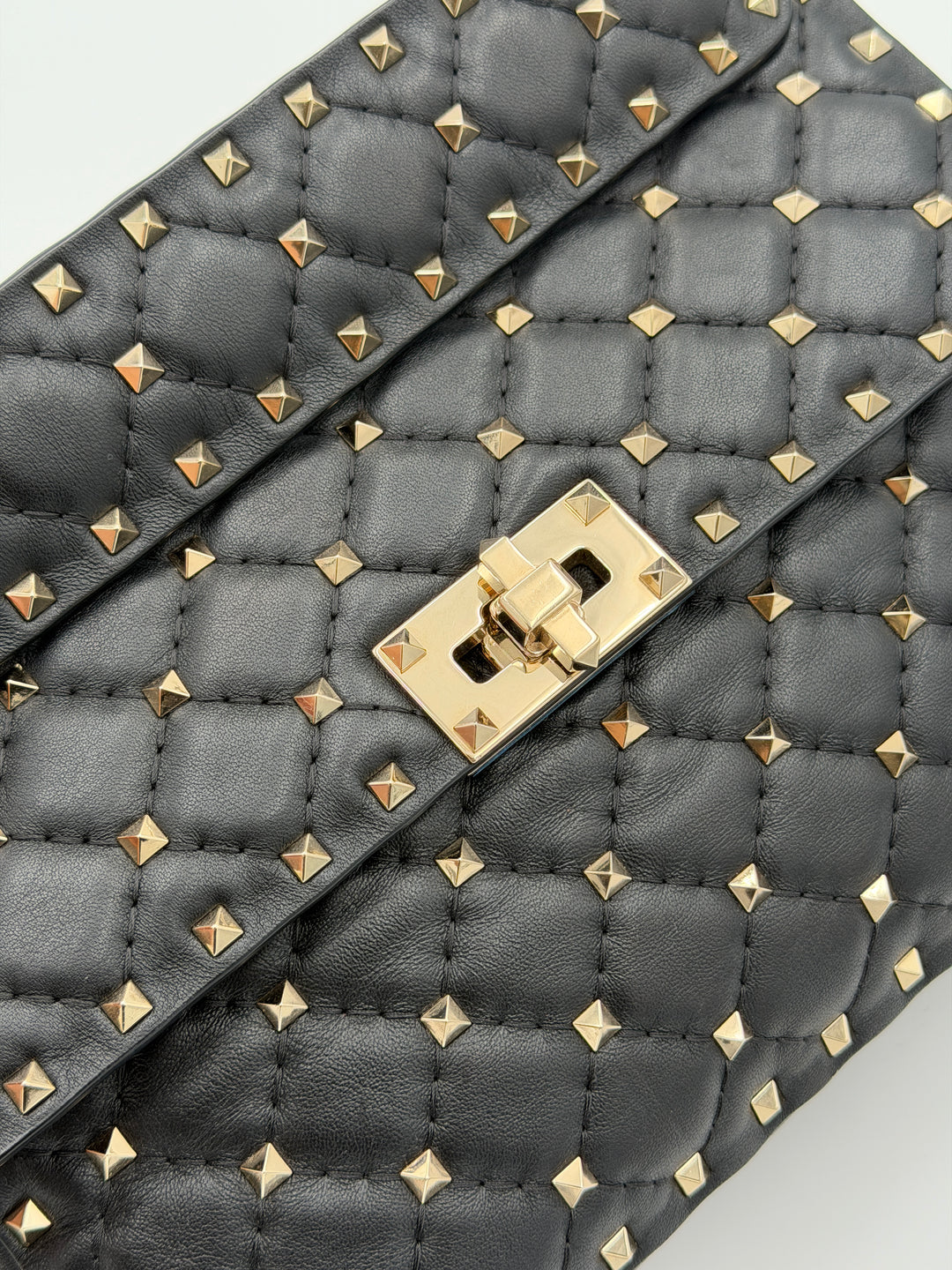 Valentino Garavani Rockstud Spike Media