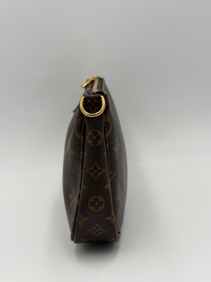 Louis Vuitton Multi Pochette Accessoires