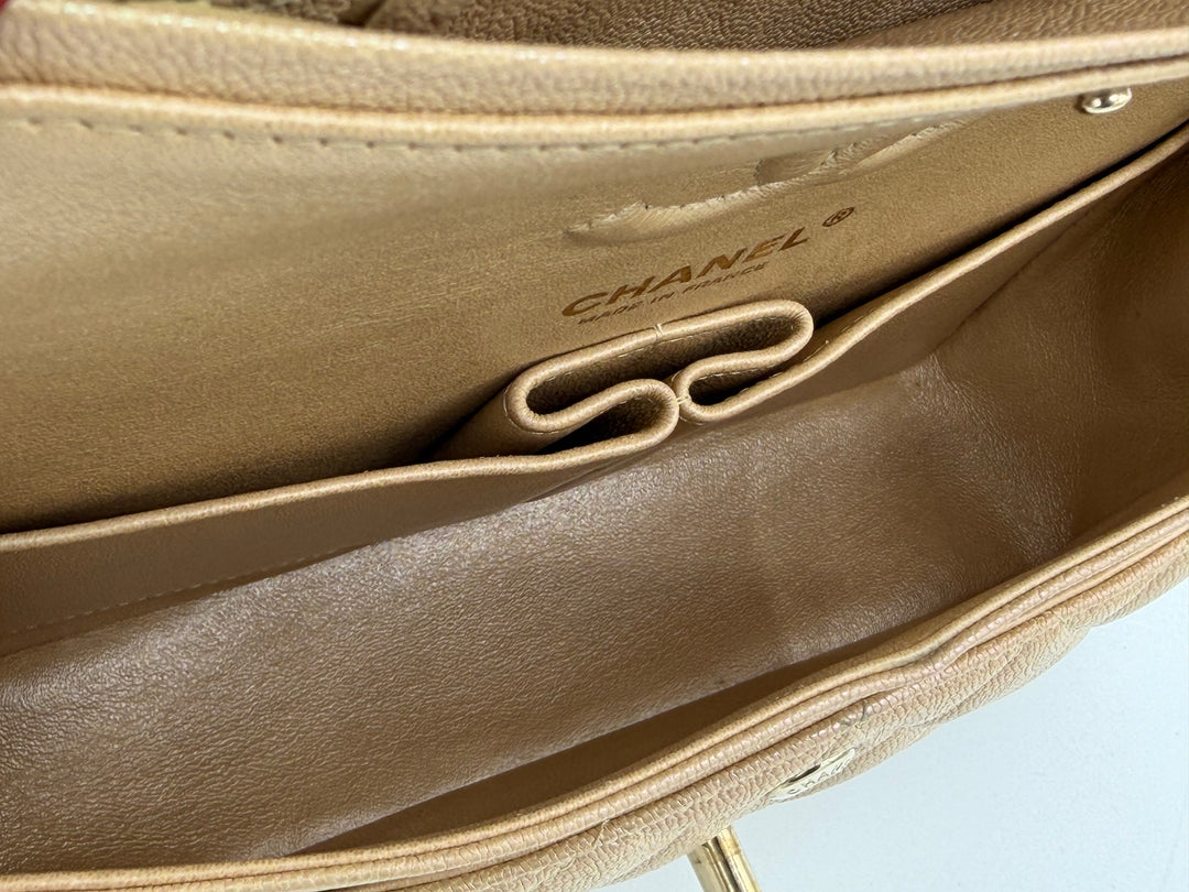 Chanel Classic Flap 23 cm