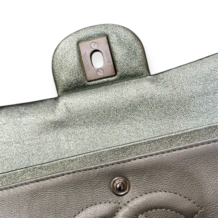 Chanel Classic Flap Media