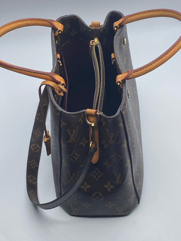 Louis Vuitton Montaigne MM