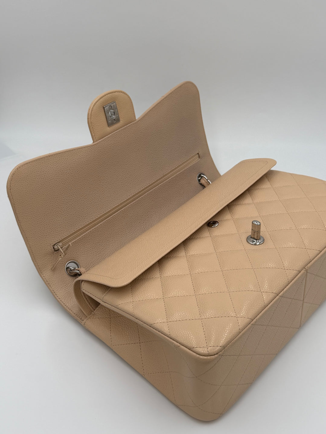 Chanel Jumbo