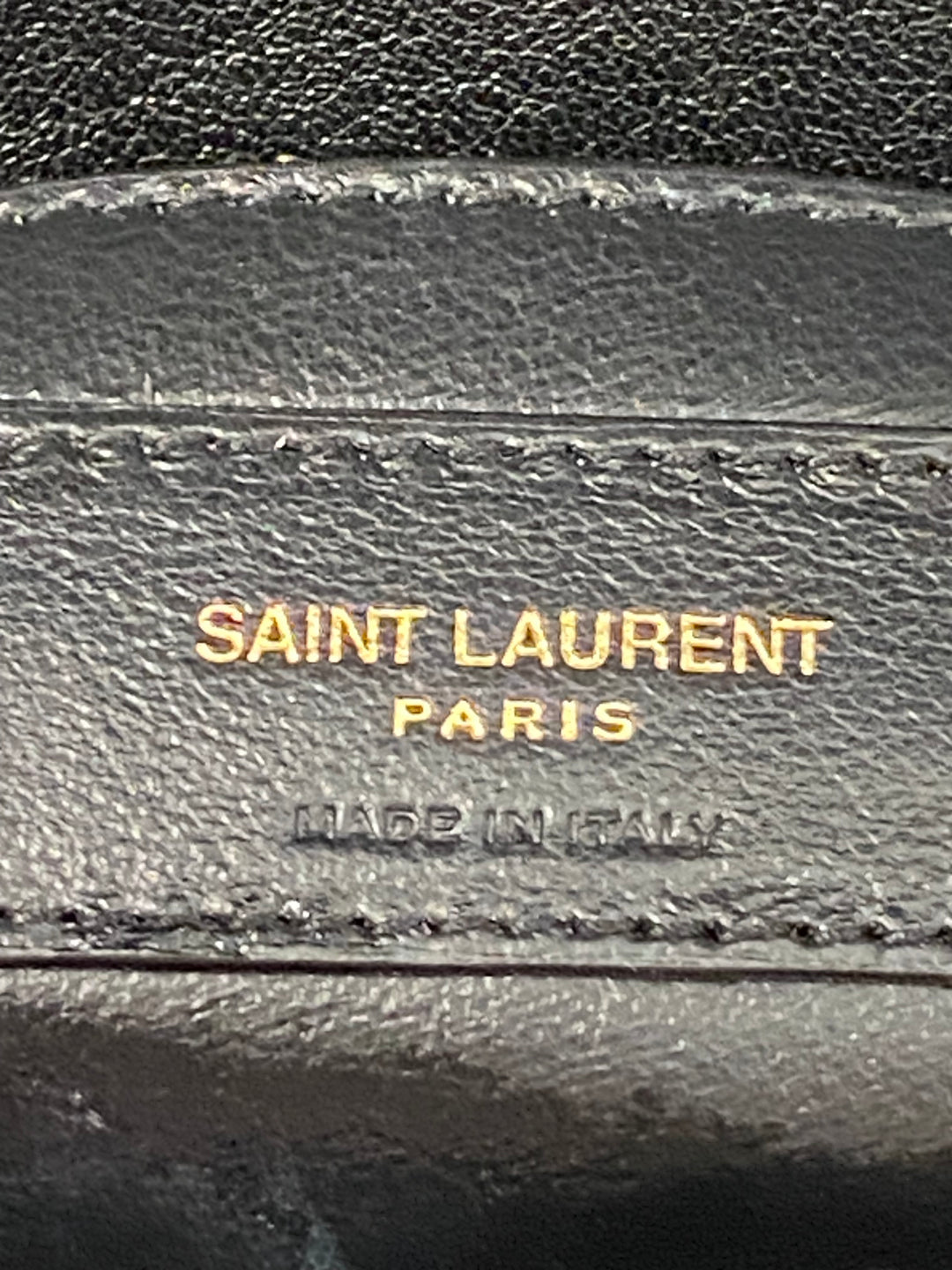 Saint Laurent College Medium