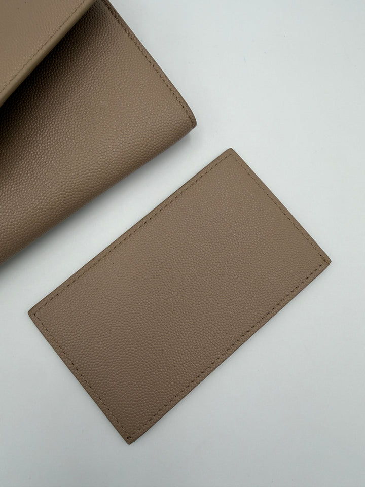Saint Laurent Uptown Pochette con catena