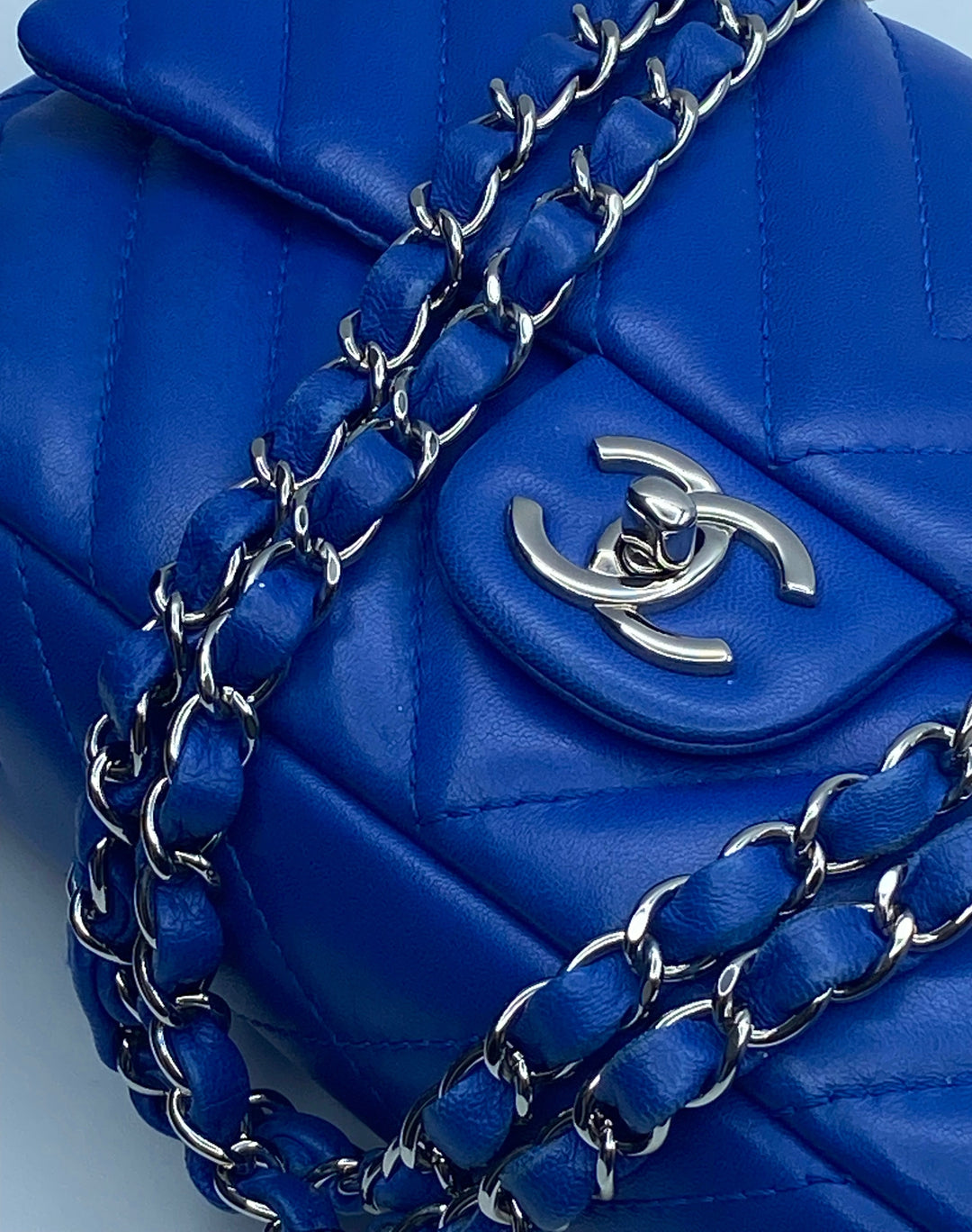 Chanel Medium Classic single Flap Blue Chevron Silver Hardware