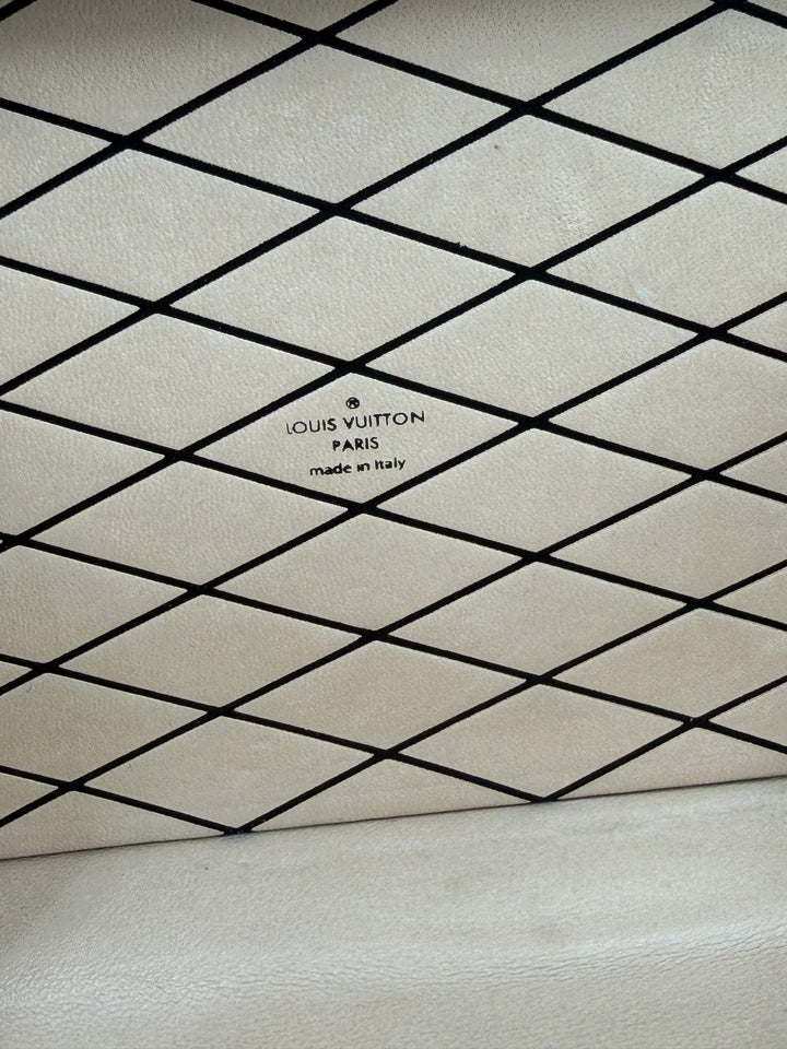 Louis Vuitton Petite Malle