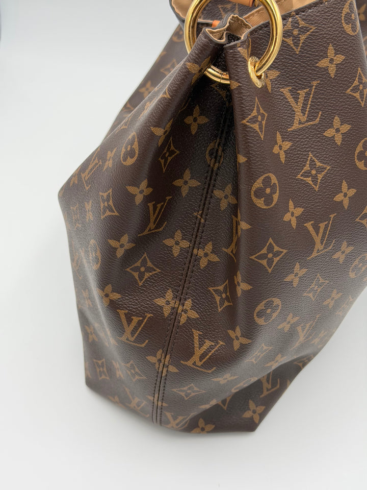 Louis Vuitton Graceful MM