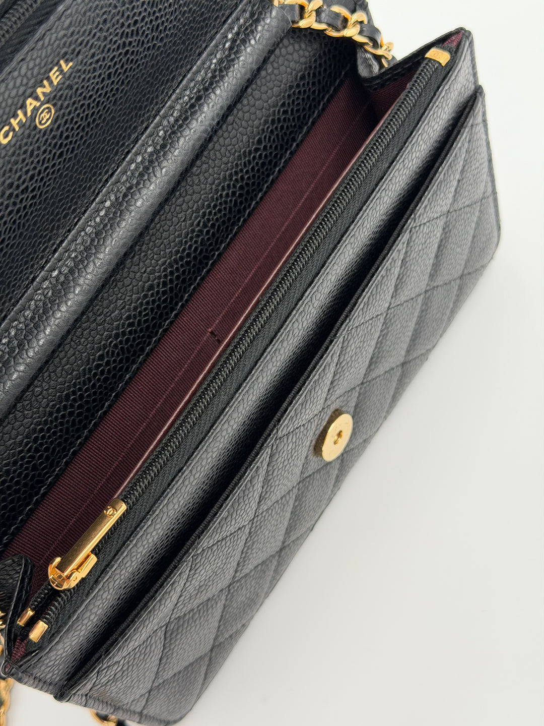 Chanel Wallet on Chain (WOC)