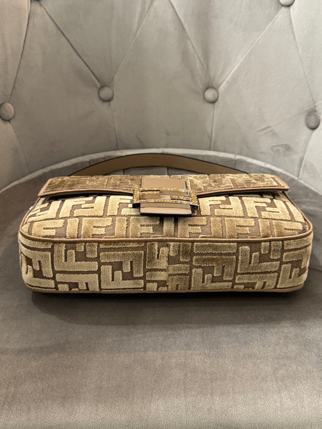 Fendi Baguette – Velluto con Monogram FF