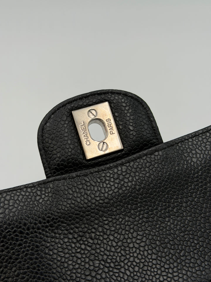 Chanel Classic 11.12