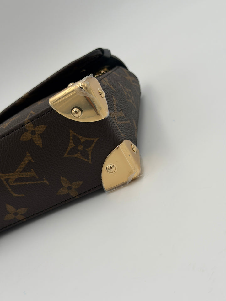 Louis Vuitton Trunkie East West