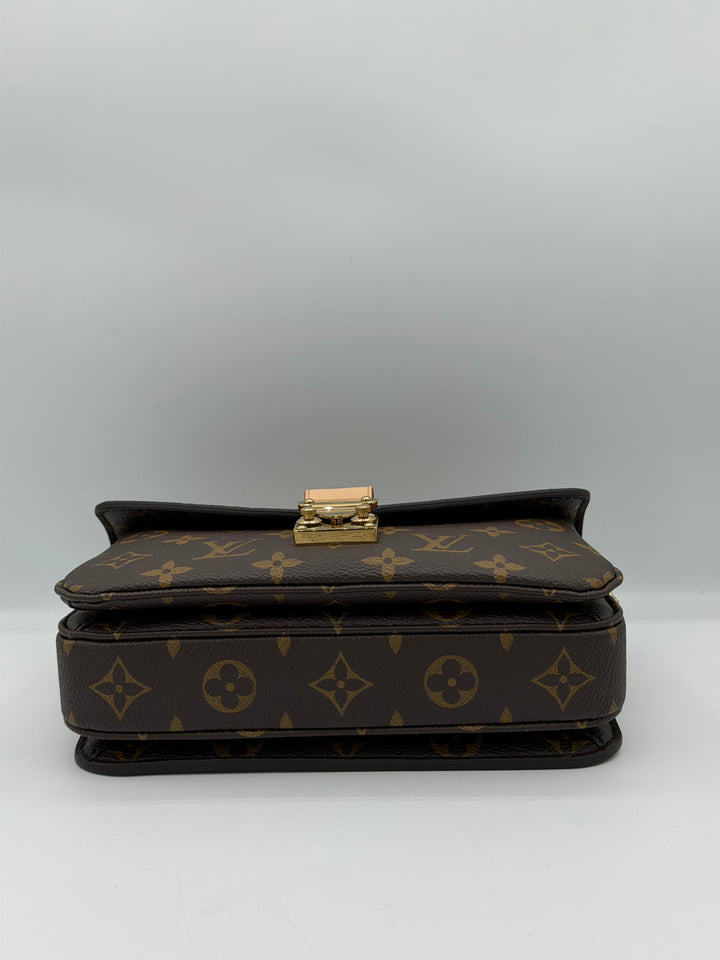 Louis Vuitton Métis east west