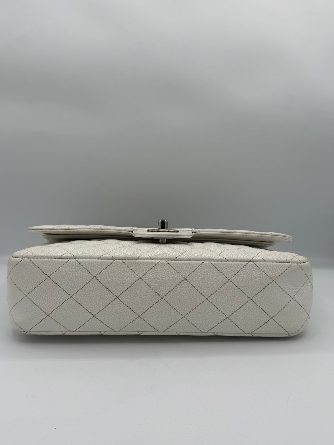 Chanel Classic flap media