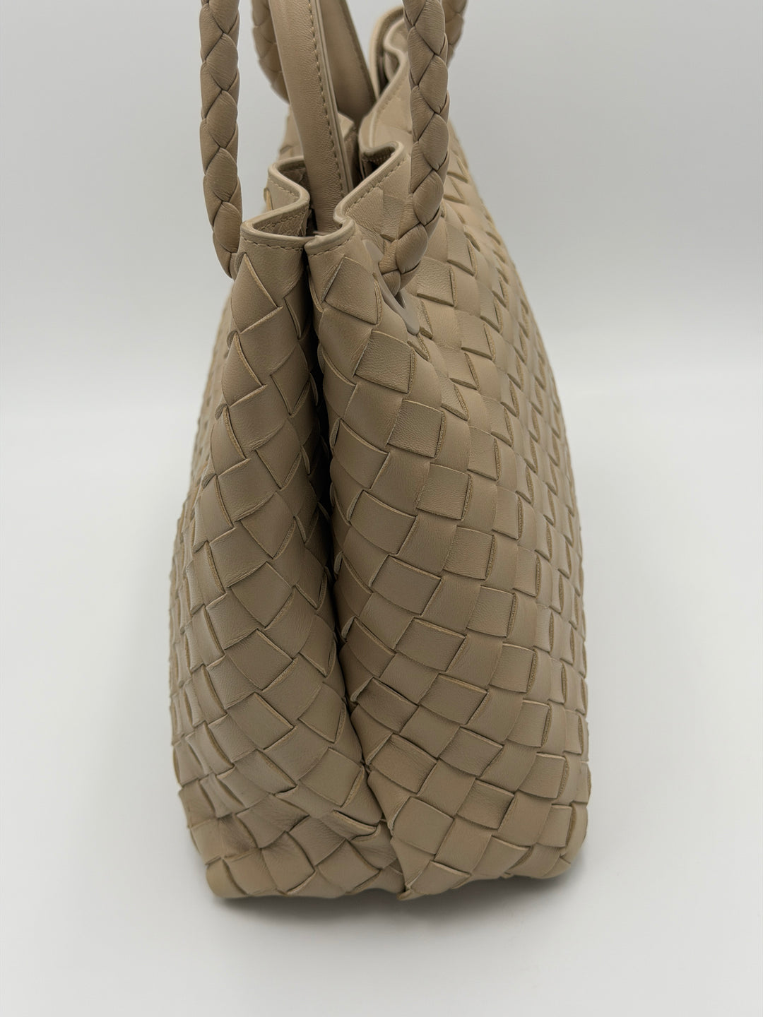 Bottega Veneta Andiamo Media