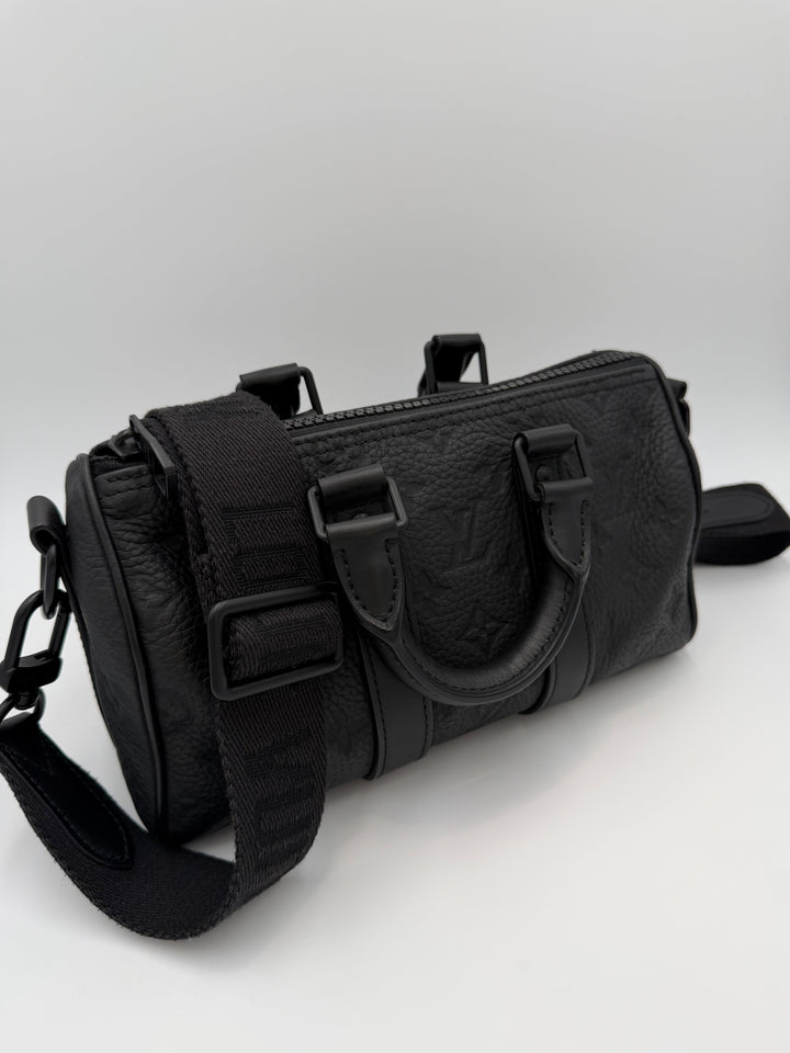 Louis Vuitton Keepall Bandoulière 25