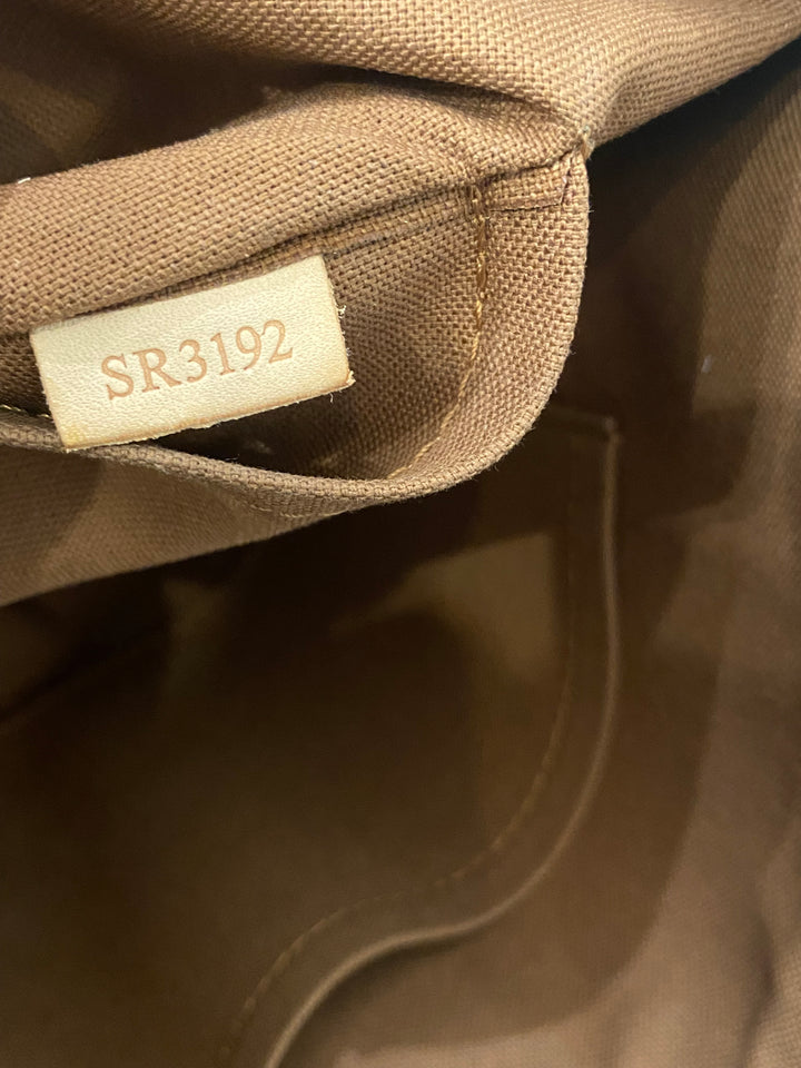 Louis Vuitton Palermo pm