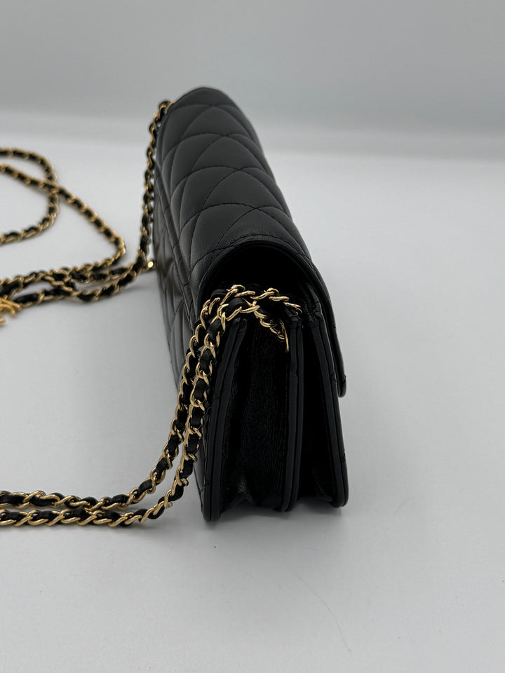 Chanel Wallet on Chain