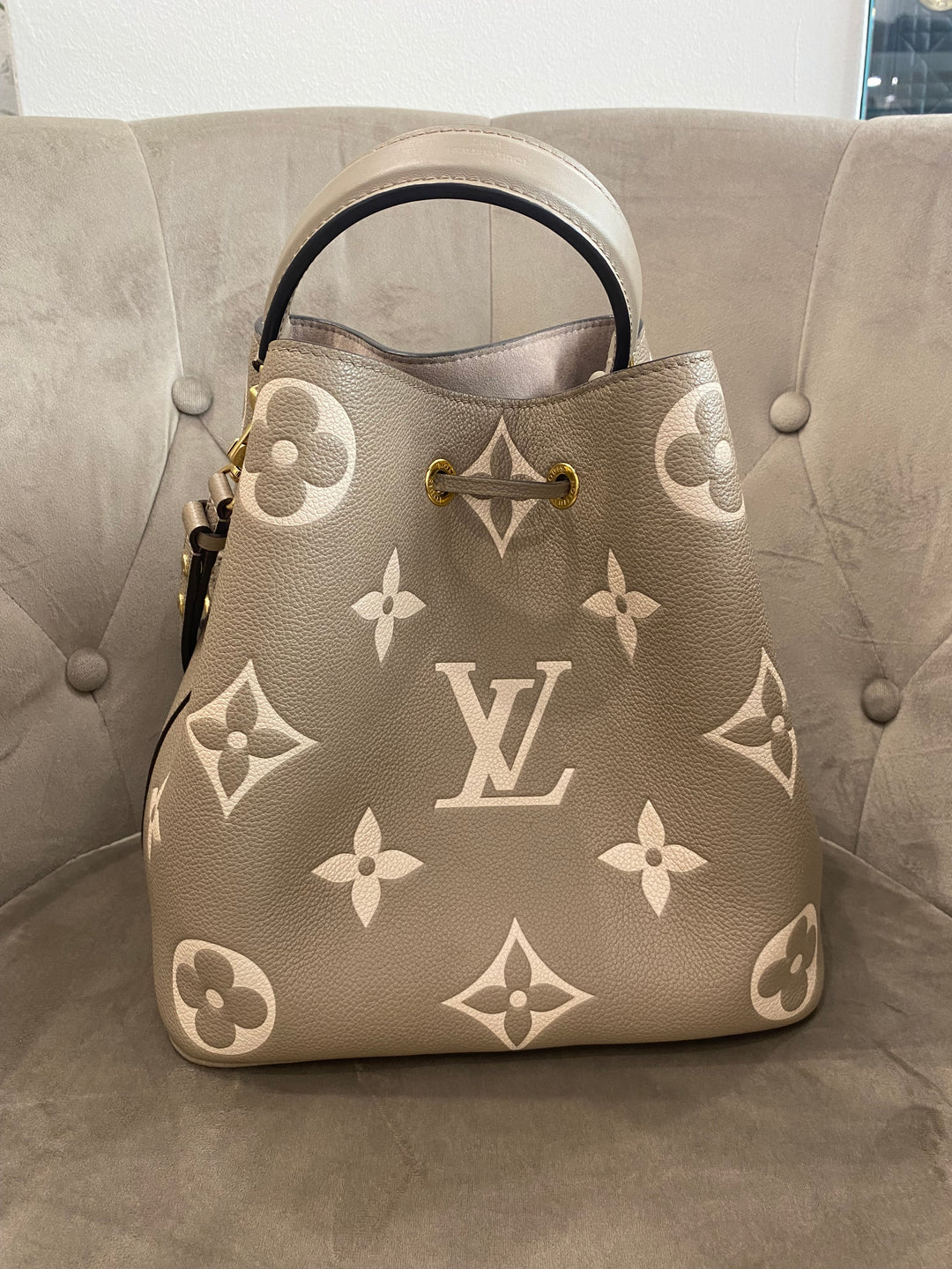 Louis Vuitton Secchiello NéoNoé in Pelle