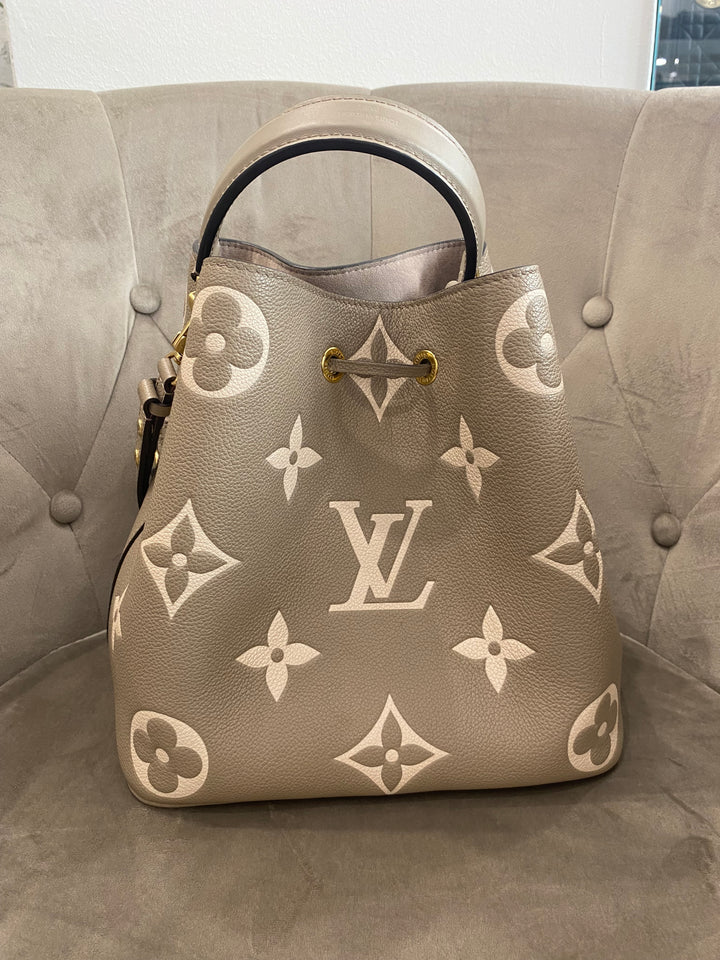 Louis Vuitton Secchiello NéoNoé in Pelle