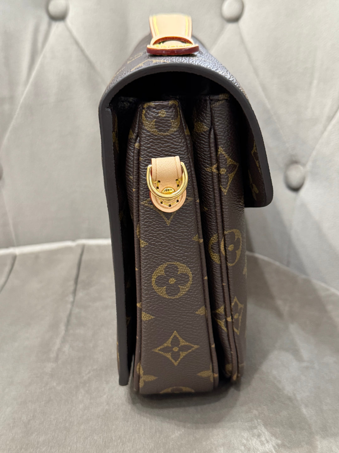 Louis Vuitton Pochette Métis