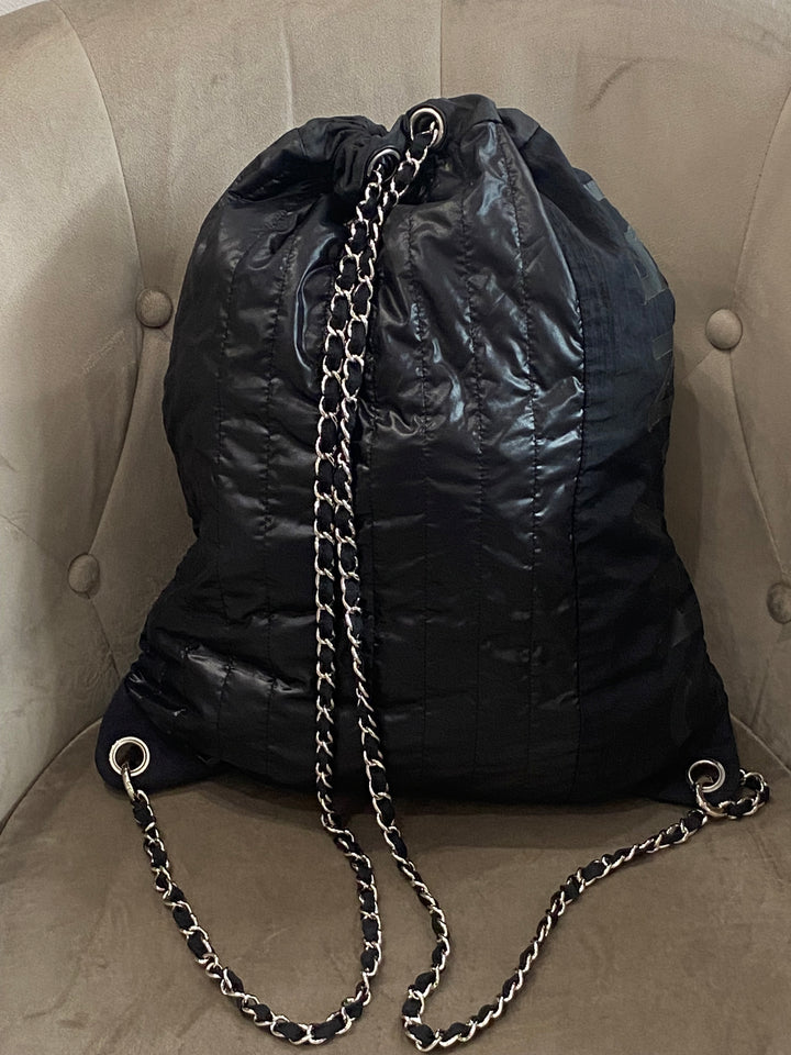 CHANEL Zaino a Catena Nylon Nero