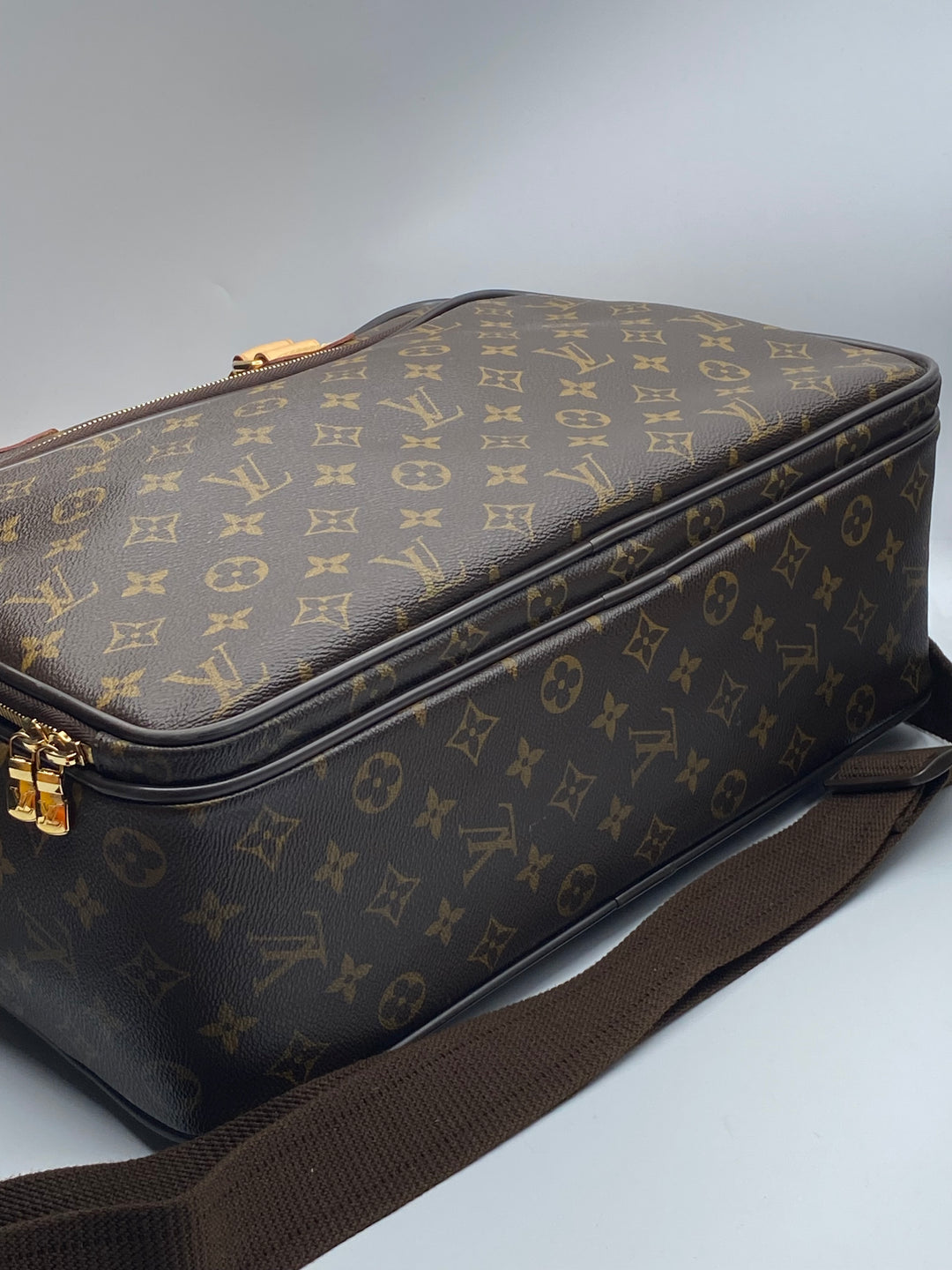 LOUIS VUITTON MONOGRAM CANVAS ICARE LAPTOP BAG