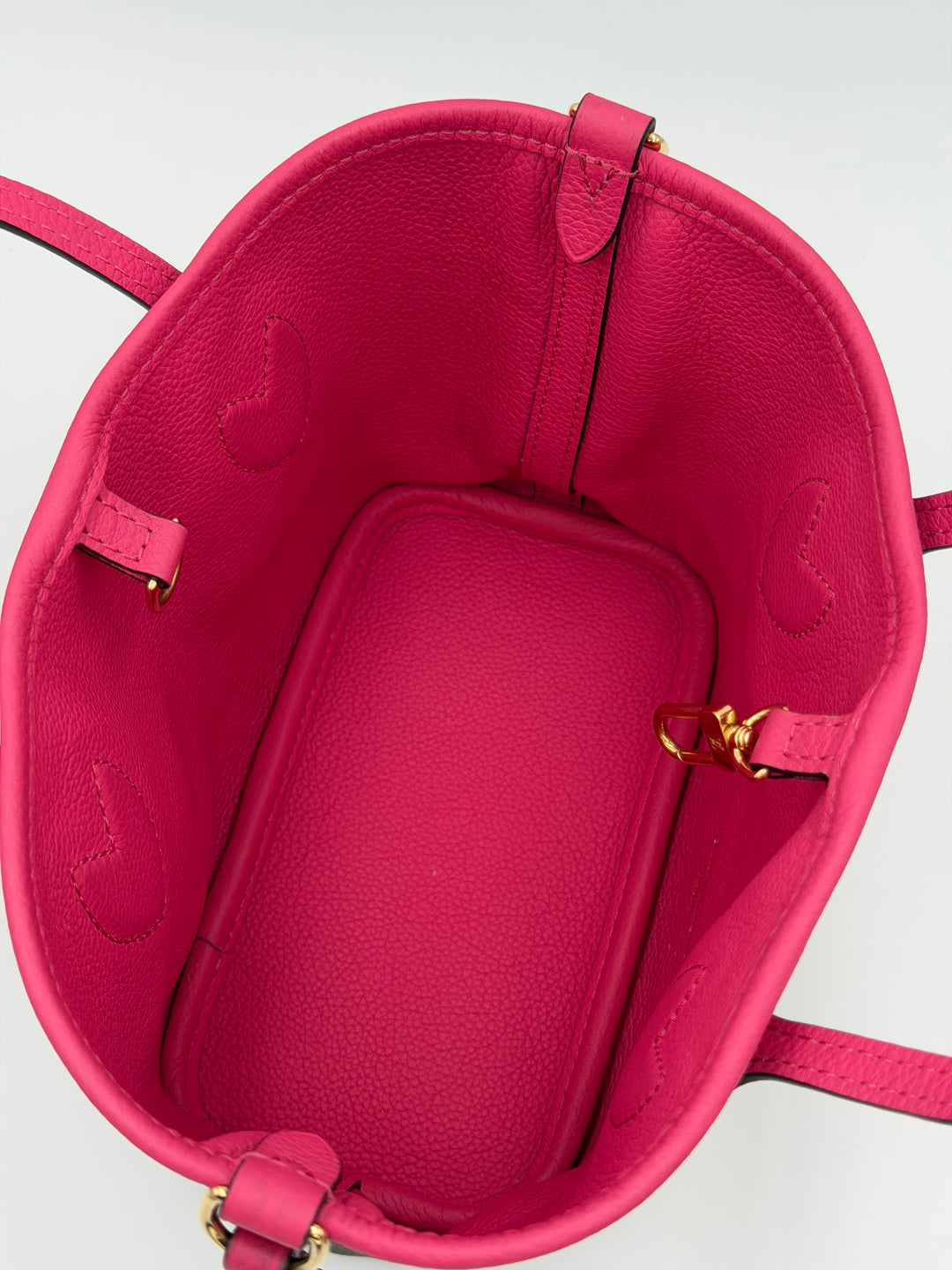 Louis Vuitton Neverfull Bandoulière Inside Out BB
