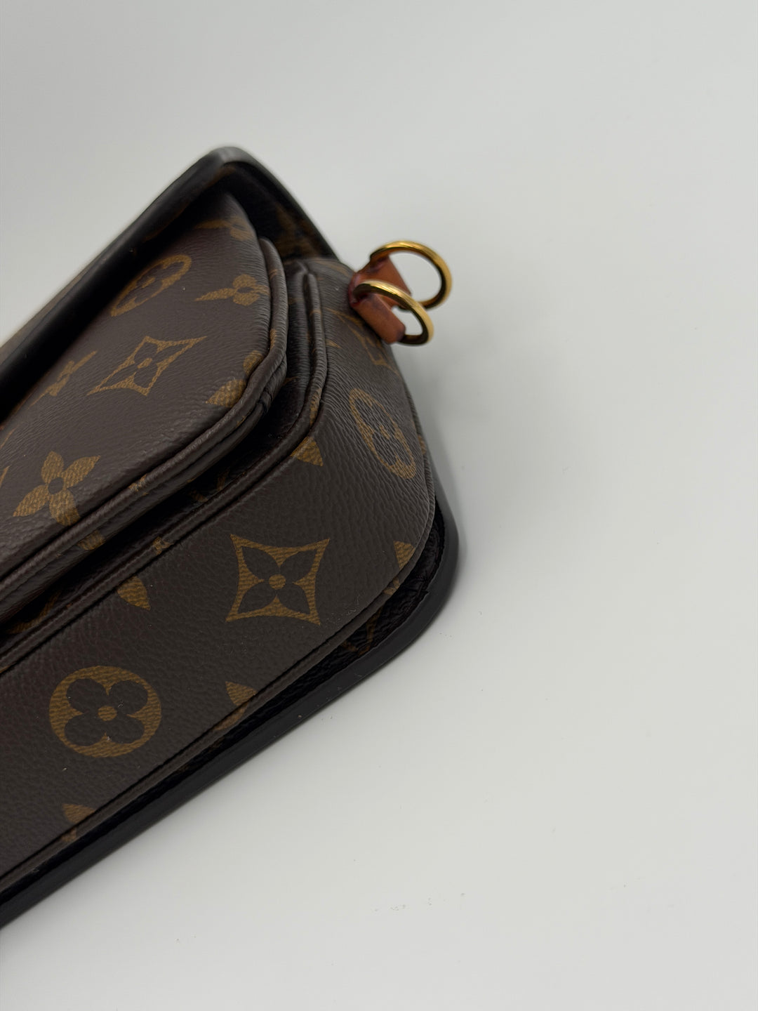 Louis Vuitton Métis east west