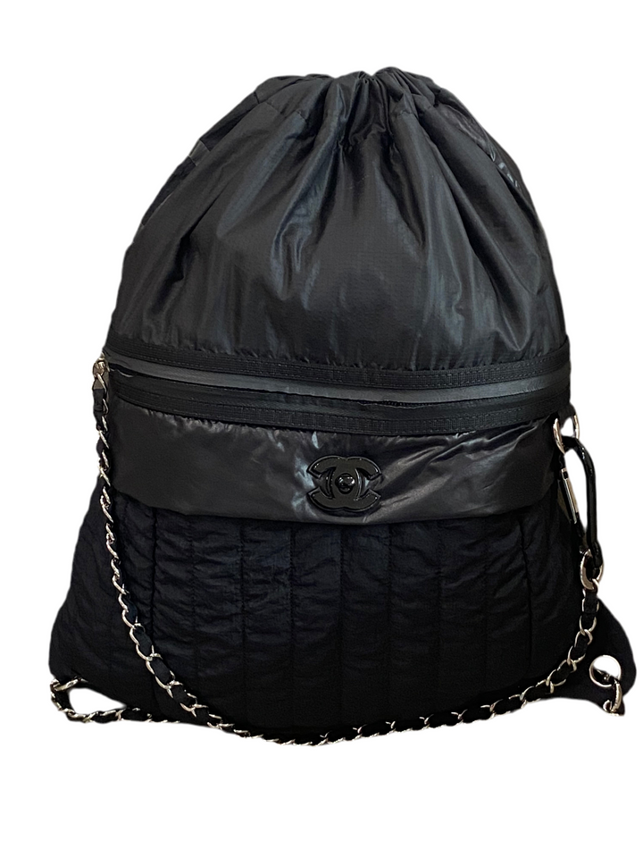 CHANEL Zaino a Catena Nylon Nero