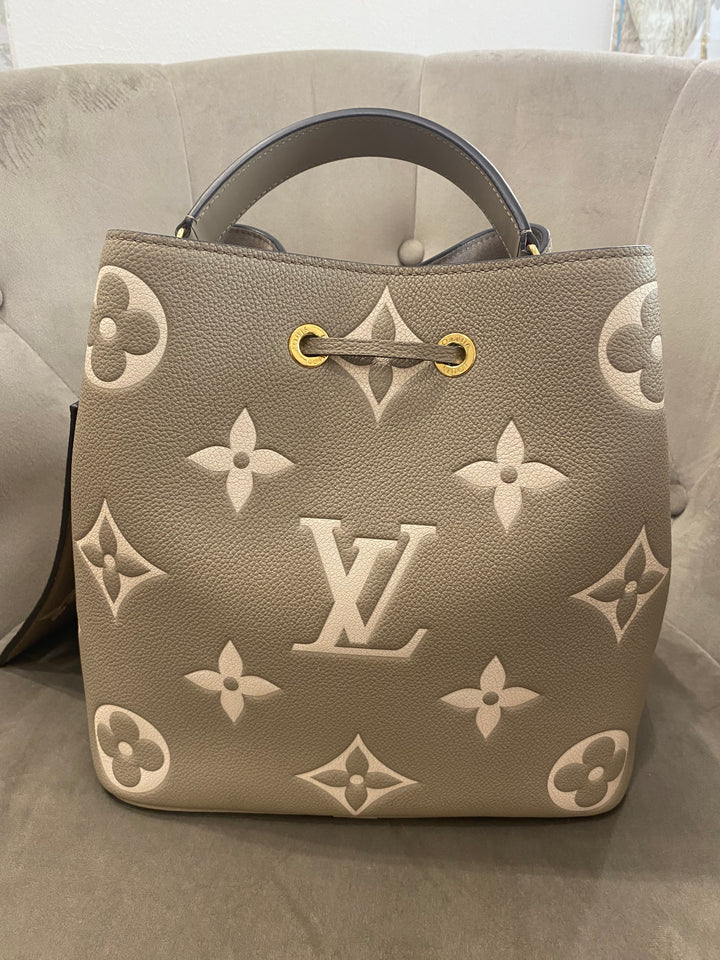 Louis Vuitton Secchiello NéoNoé in Pelle
