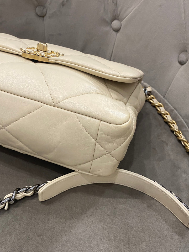 Chanel 19 Flap Bag