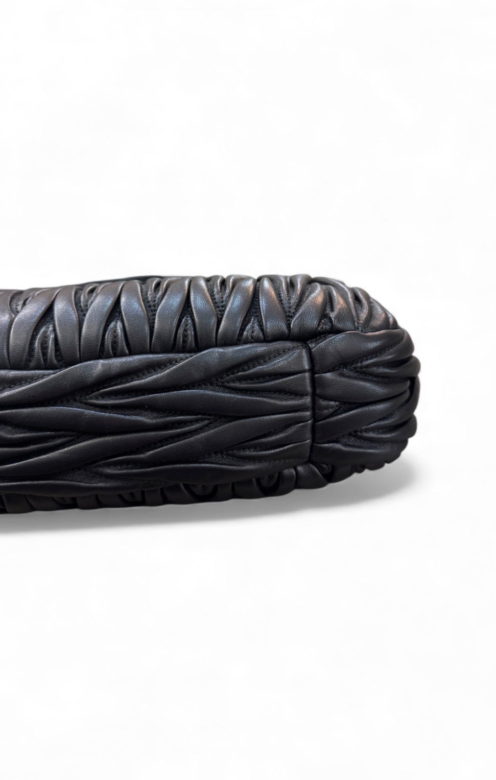 Miu Miu hobo Wander in nappa matelassé