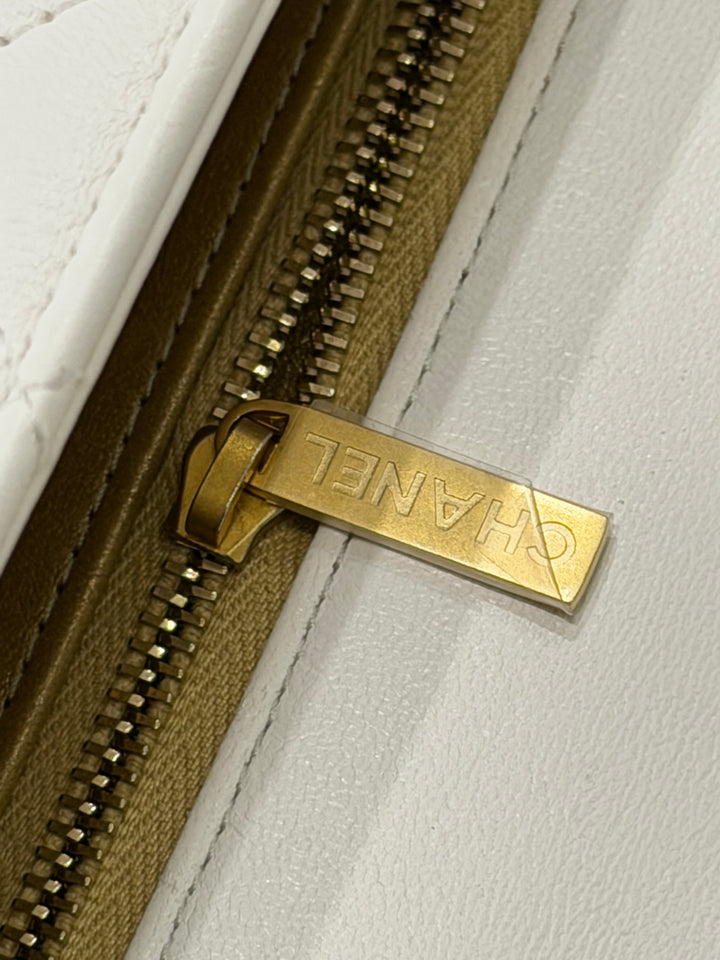 Chanel Mini Classic Flap Camélia Crush
