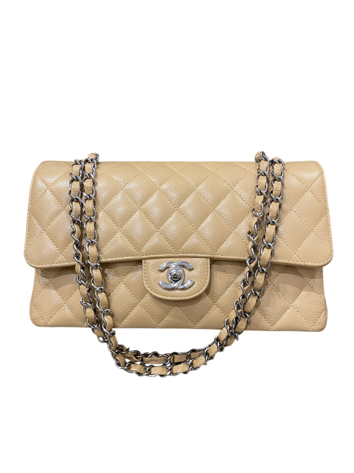 Chanel Classica media