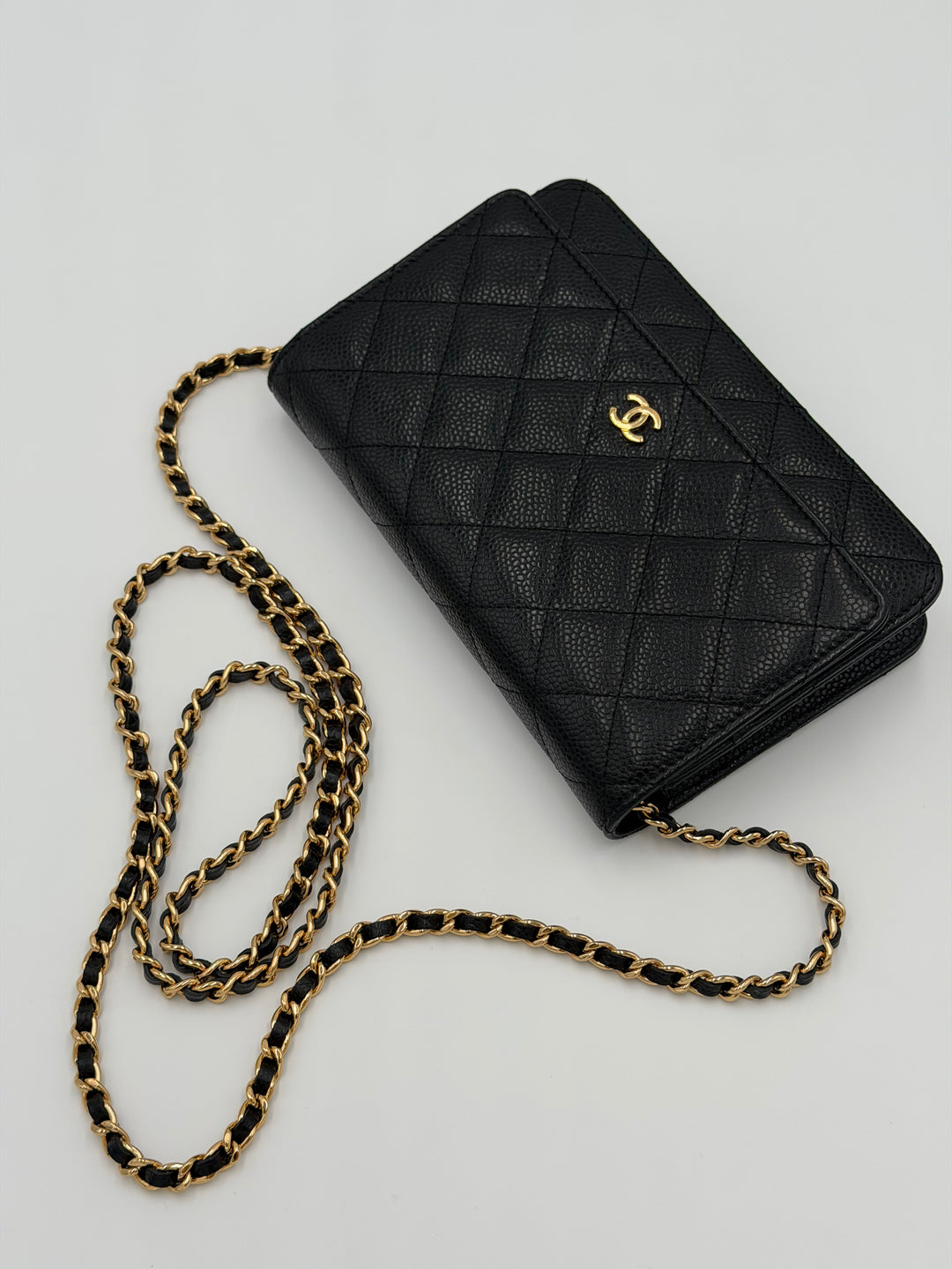 Chanel Wallet on Chain (WOC)