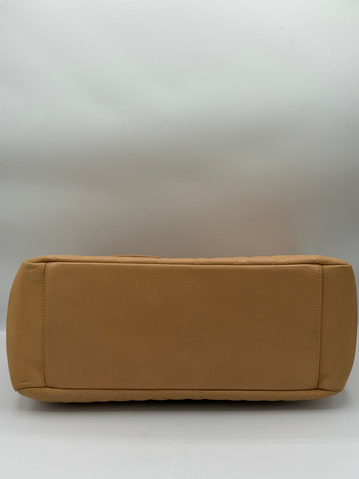 Grand Shopping Tote (GST)