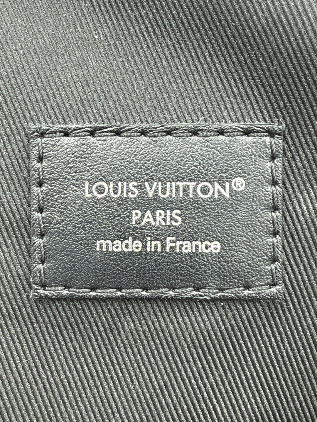 Louis Vuitton Avenue NM