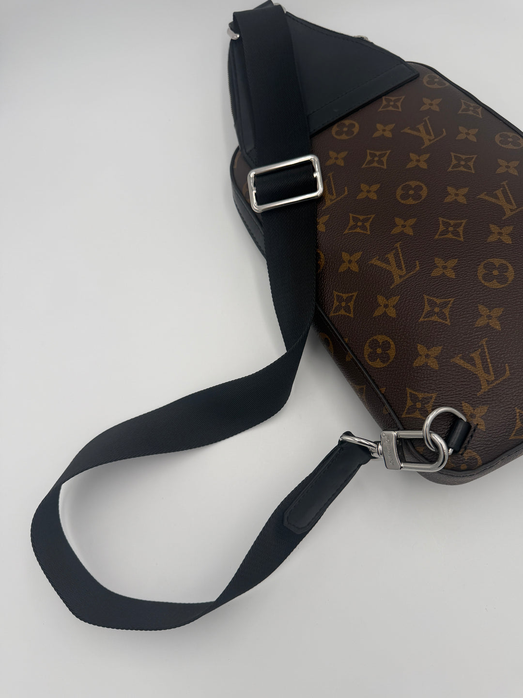 Louis Vuitton Avenue NM