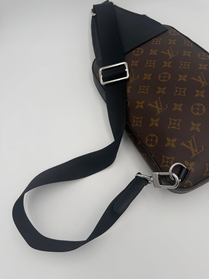 Louis Vuitton Avenue NM
