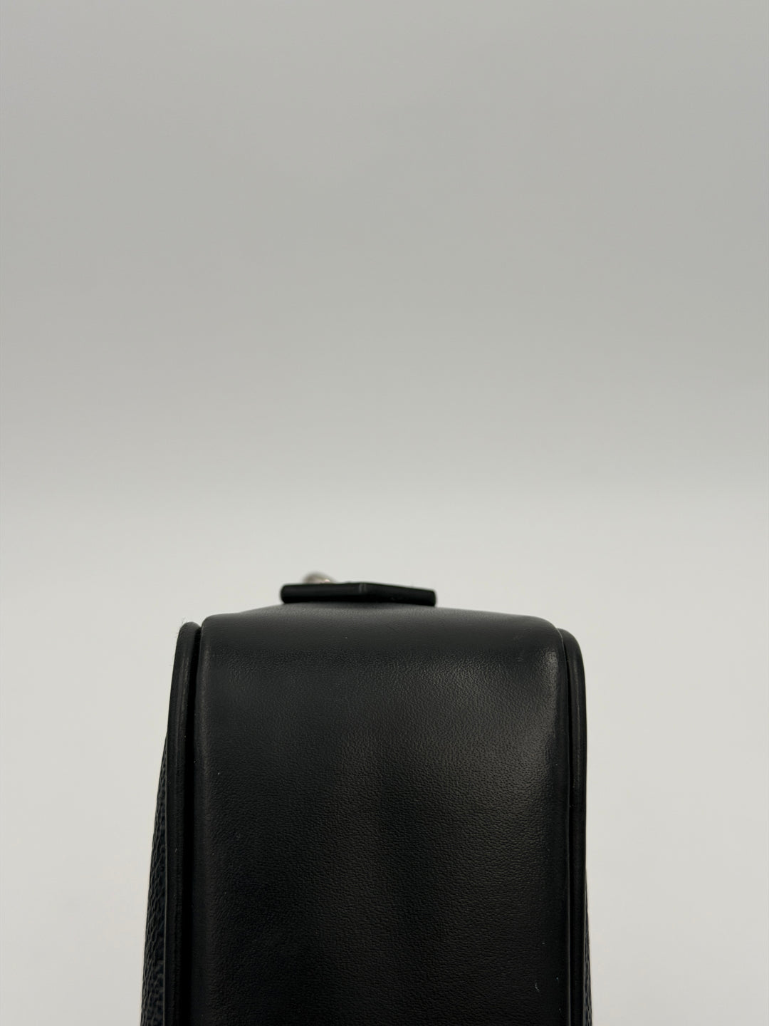 Louis Vuitton Kasaï Graphite