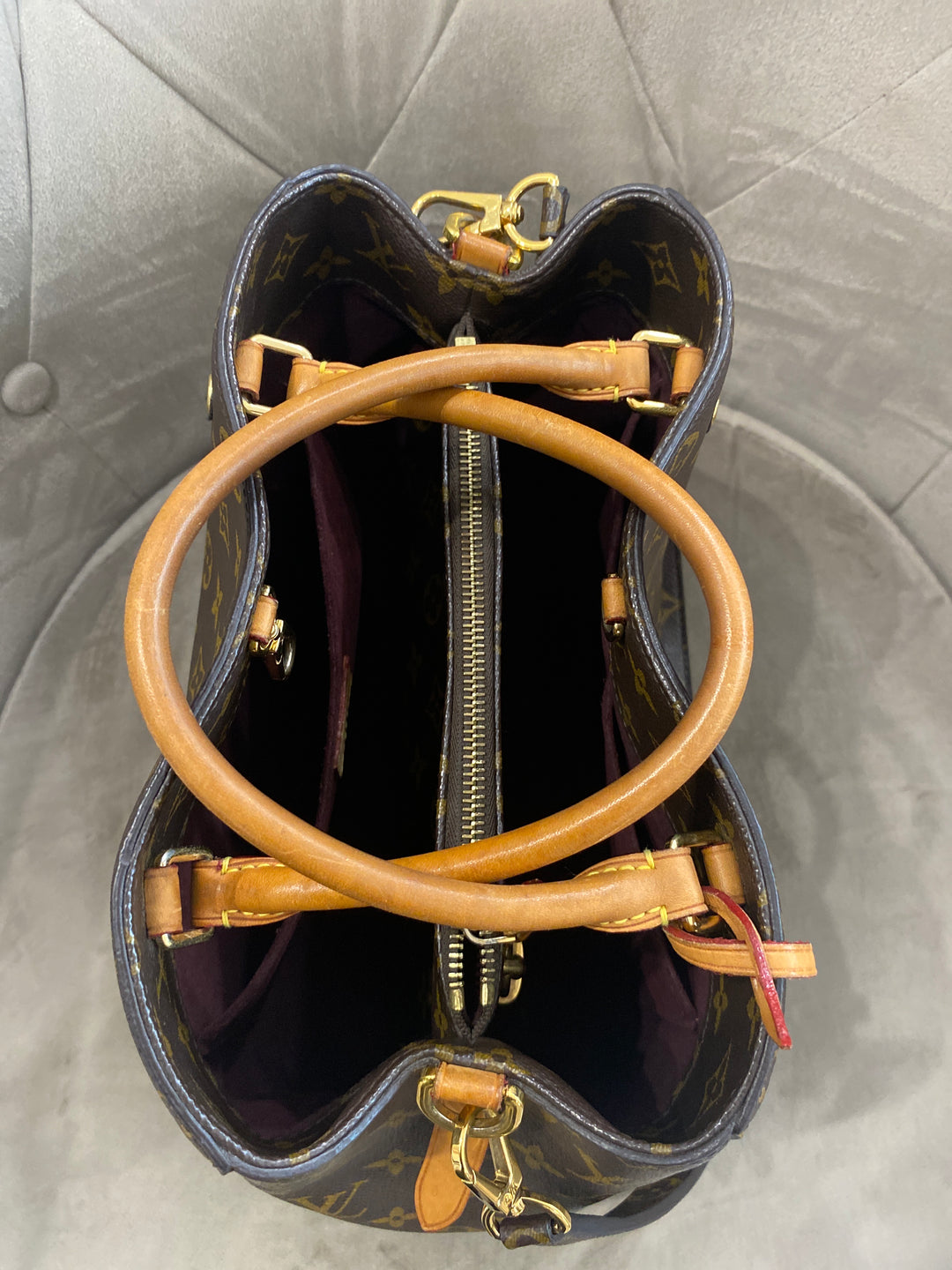 Louis Vuitton Montaigne MM