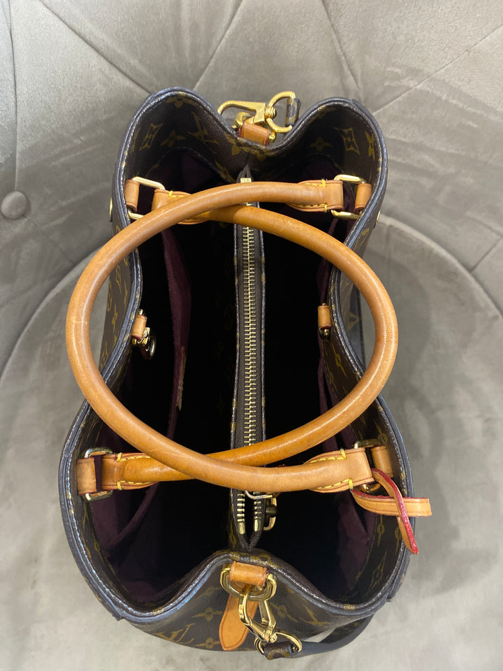 Louis Vuitton Montaigne MM