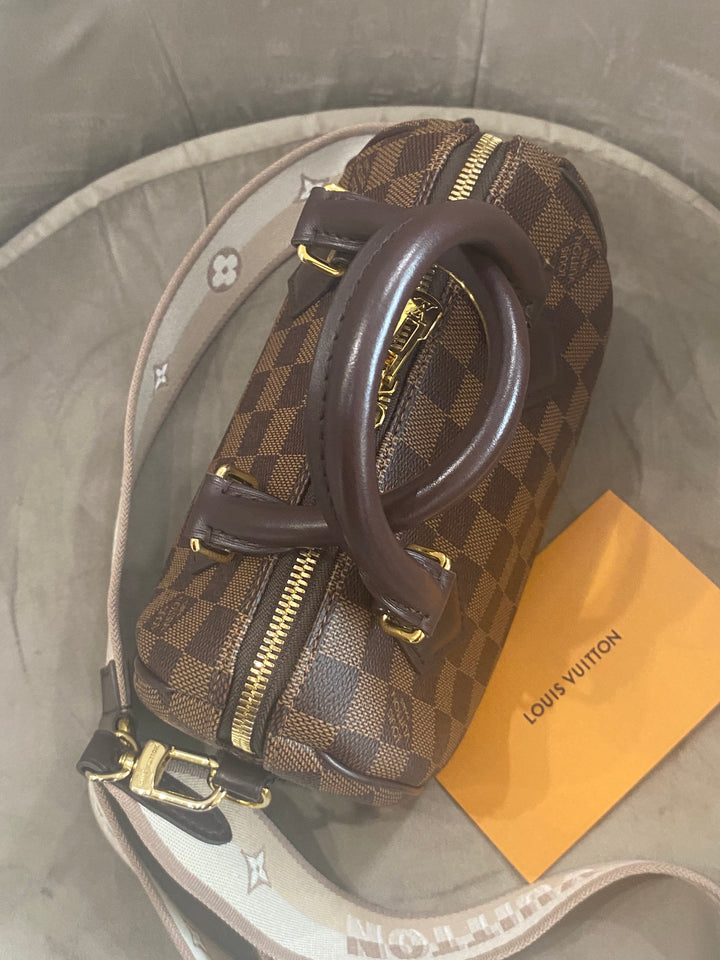 Louis Vuitton Speedy Bandoulière 20