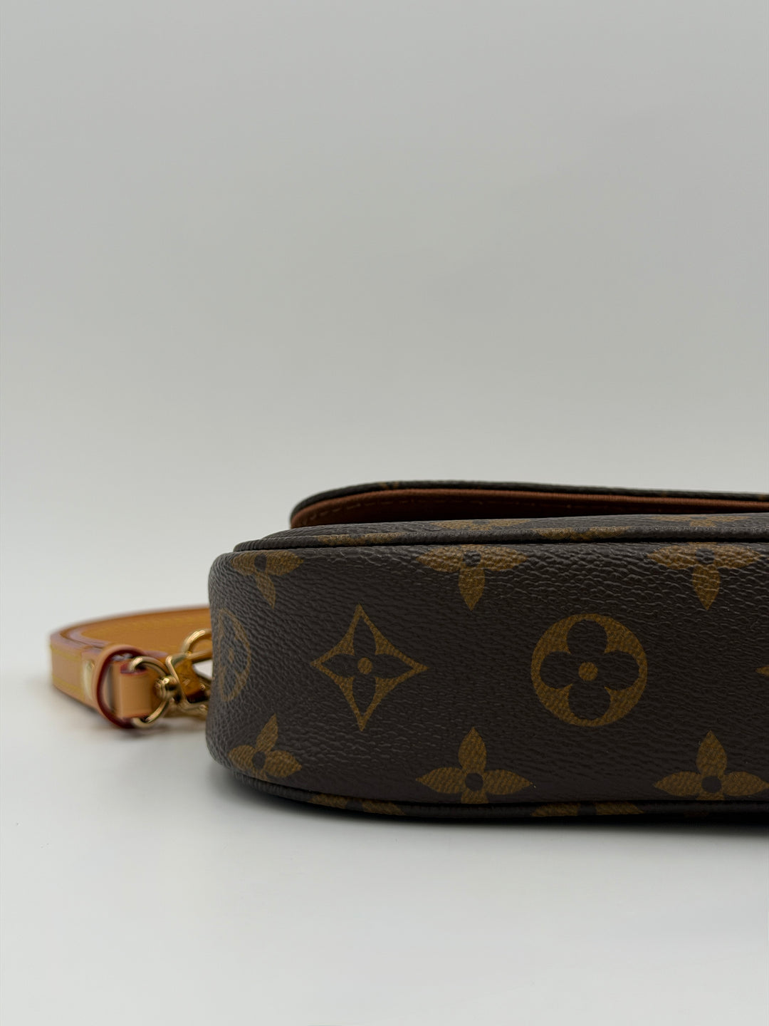 Louis Vuitton Ivy