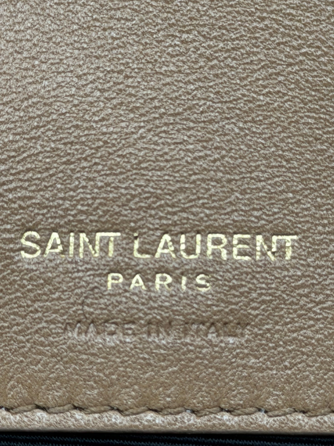 Saint Laurent Loulou Medium