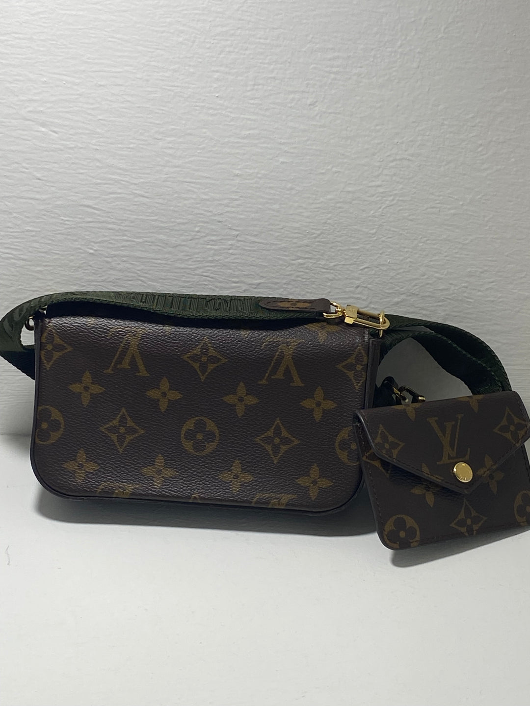 Louis Vuitton Pochette Felicie Strap & Go