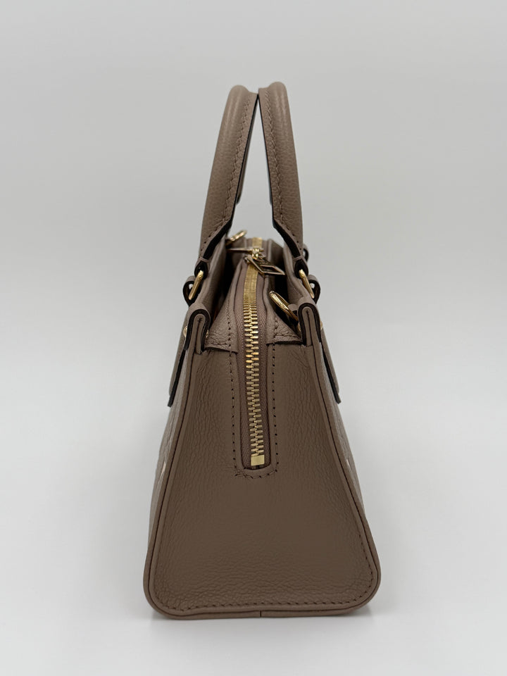 Louis Vuitton OnTheGo East West